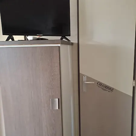 Mobile 047 אתר קמפינג פור-א-נובל